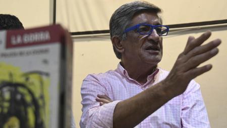 El periodista que investiga la desaparición del policía porteño Karhanyan denunció el robo de su computadora