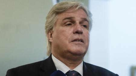 Renunció el canciller tras revelarse que quiso ocultar entrega del pasaporte al narco Marset
