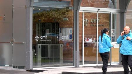 La Justicia ordenó operativos en seis bancos en el marco de la investigación a 